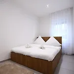 Jam Apartment